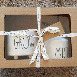 Rae Dunn Grow Mist gift set.